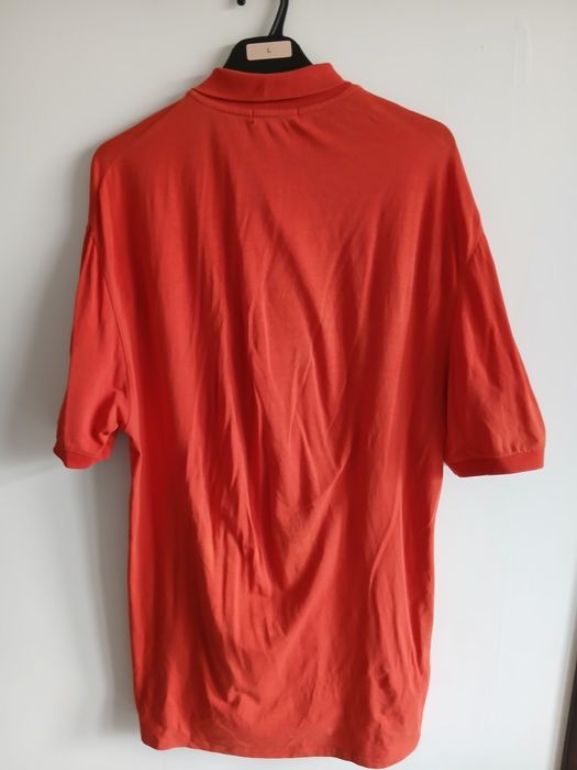 Vand tricou barbati masura XXXL stare foarte buna
Dimensiuni
- latimea intre umeri 55 cm
- latimea intre axile 50 cm
- circumferinta bust 110-115 cm
-