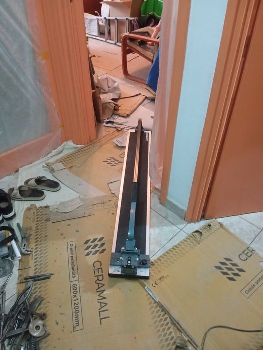 Mașina de faianță 120