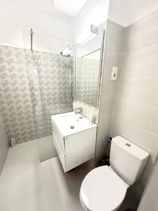 Regim hotelier.Ap.3 camere decomandat.B-dul TRANSILVANIEI Cof.Corina