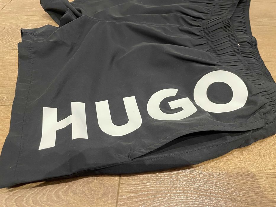 HUGO BOSS, Оригинални Плувни шорти, черни с бял надпис, размер: М