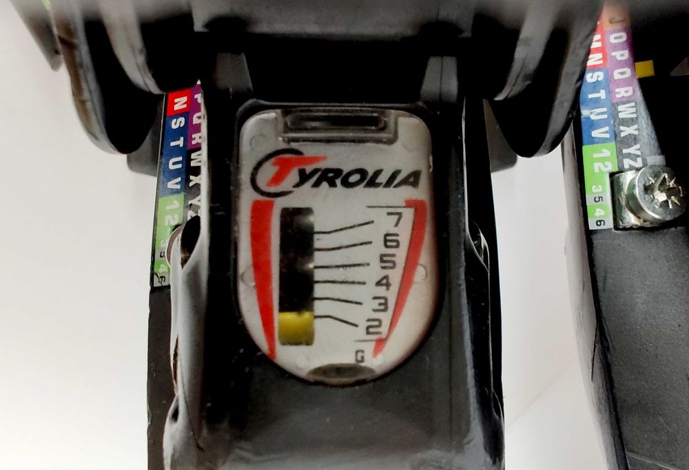 Италиански автомати за ски Tirolia