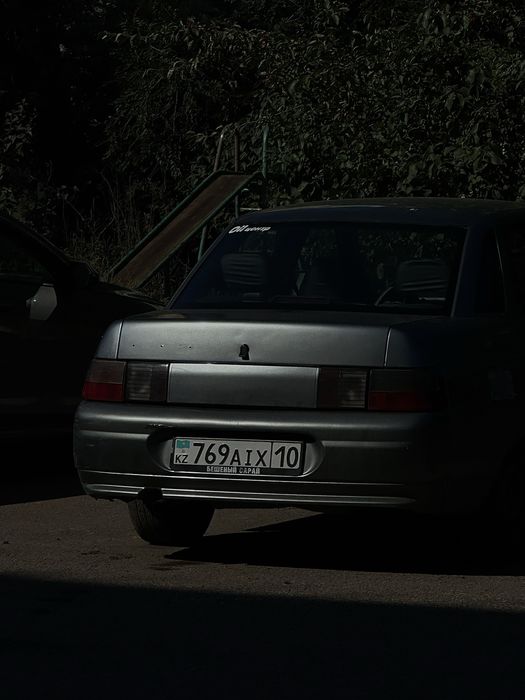 Продам ваз 2110  года