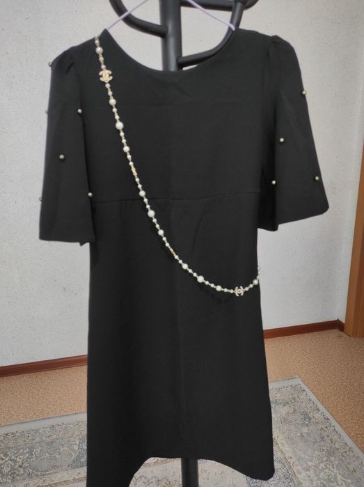 Продам платье 42 размер