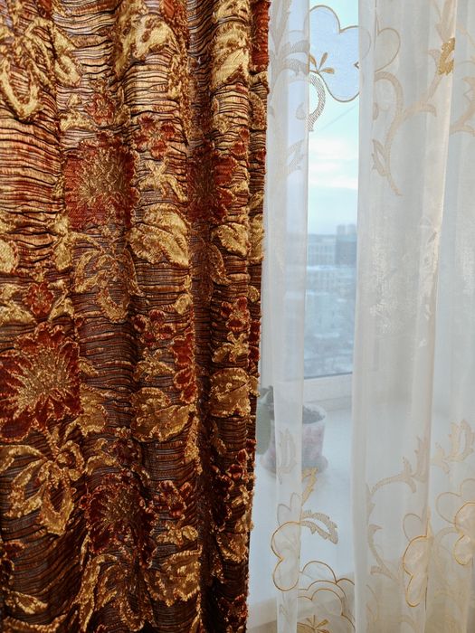 Продам б/у шторы и тюль