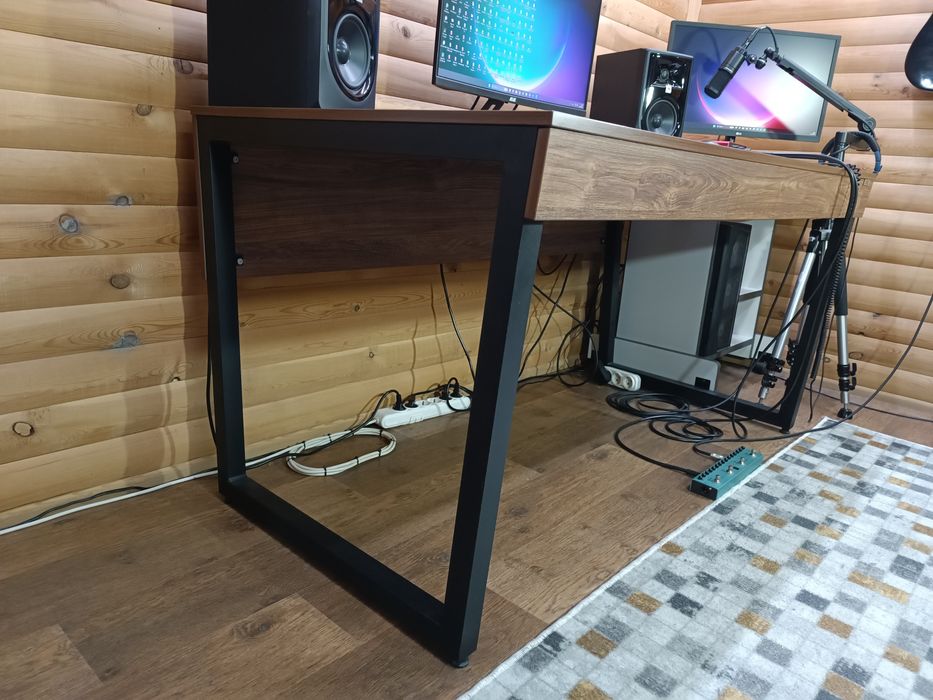 Столь письменный AIKO, модель Cup 150/80/77