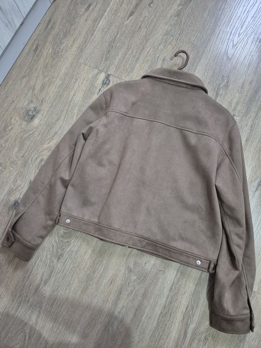 Продавам яке Sinsay