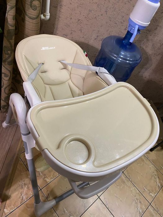 Детский стульчик для кормления