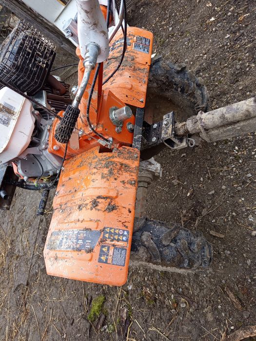 De vanzare motocultor