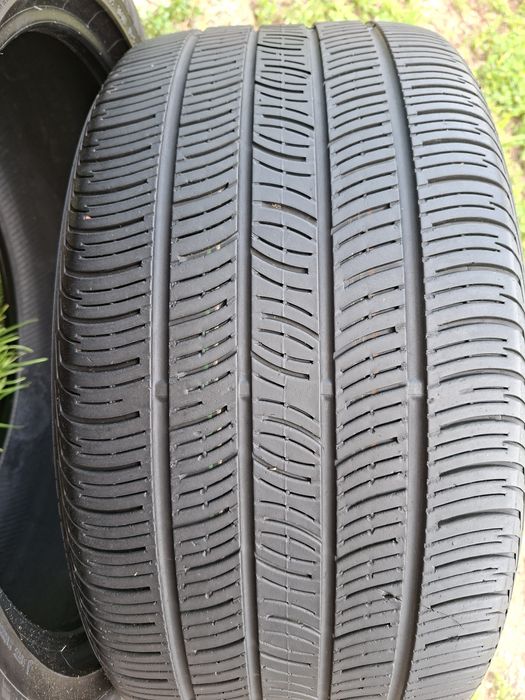 Продам шины. 275/40/19 континенталь