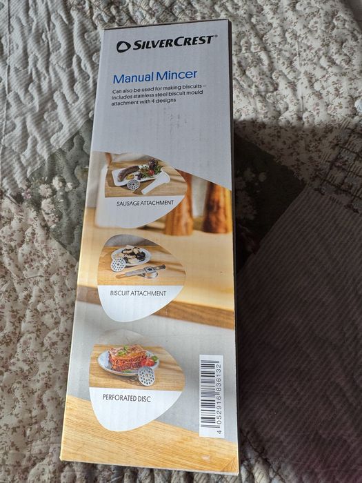 Masina manuala de tocat carne Silver Crest