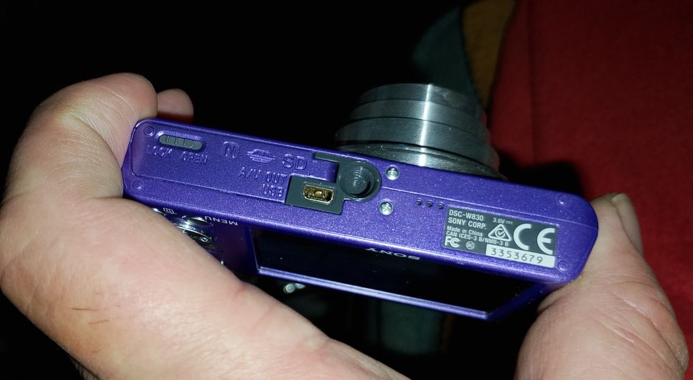 Фотоапарат SONY DSC W830