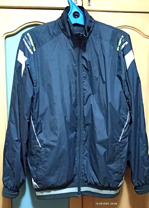 Джинсы    продам.