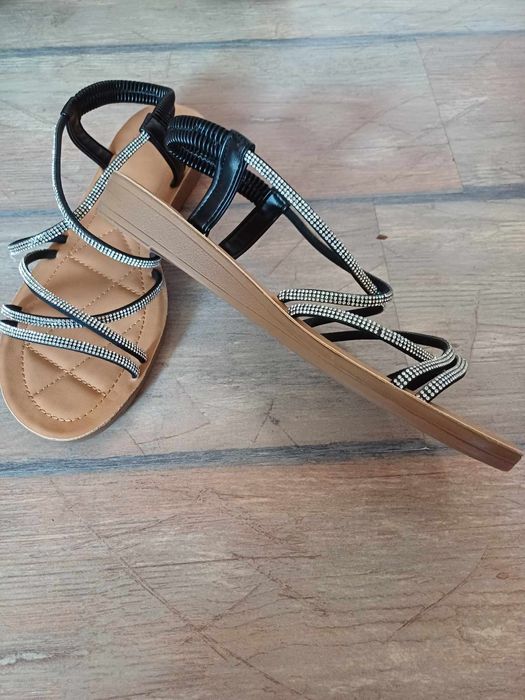 Дамски летни сандали