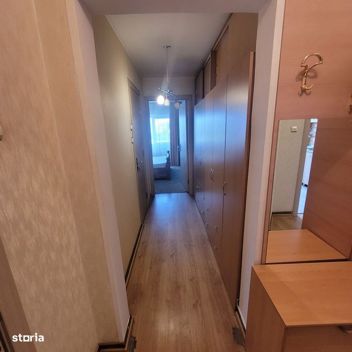 Vand apartament cu 3 camere Centrul Civic, Strada Toamnei