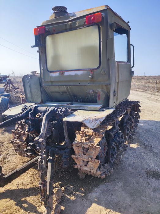 Трактор ДТ-75 бульдозер