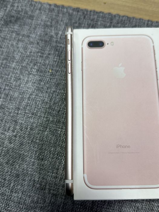 iPhone 7plus 128 gb korobka