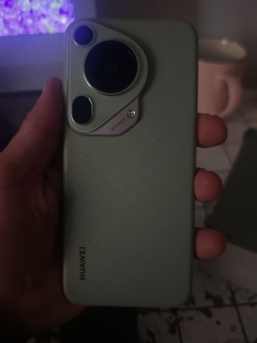 Huawei pura 70 ultra в гаранция