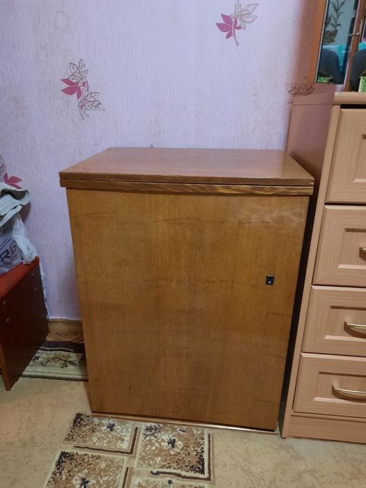 Швейная машина продается