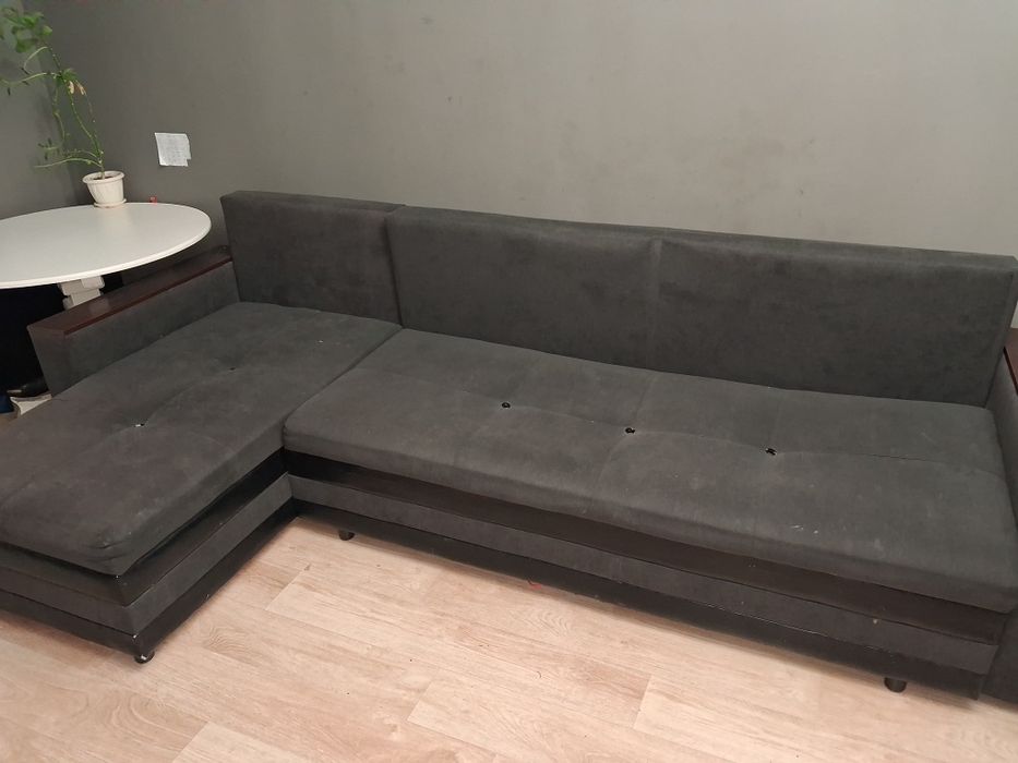 Диван,2х кровать,шкафы