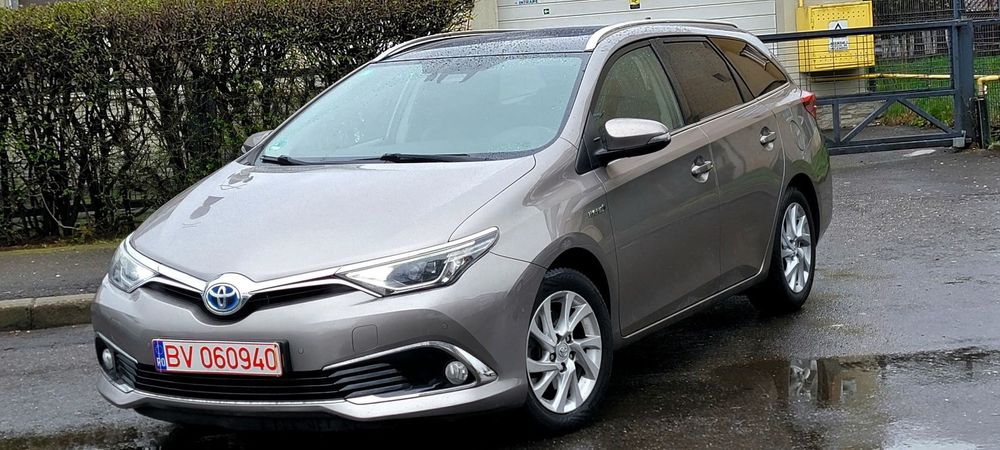 Toyota Auris Panoramic,Faruri Full led