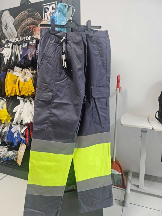 Работно облекло – Серия „Висока видимост“, Roly, Испания