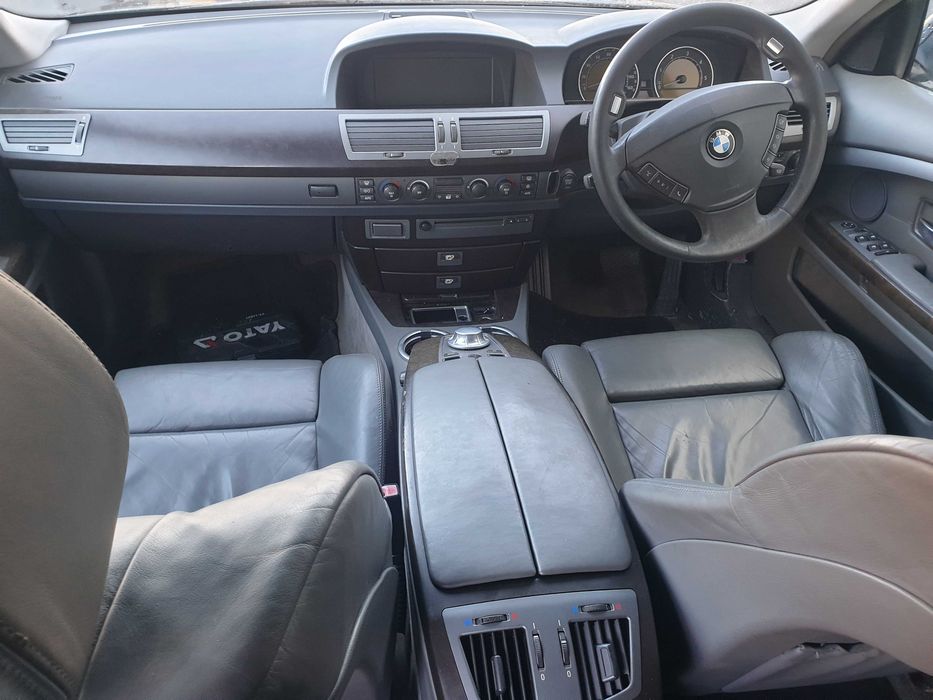 dezmembrez bmw seria 7 e65/usa fata bmw e65/bara fata bmw e65