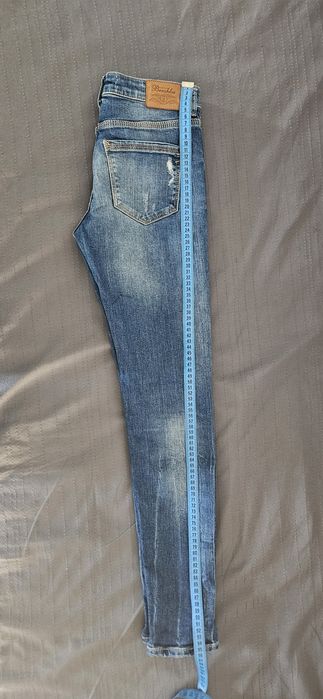 Blugi skinny Bershka 36