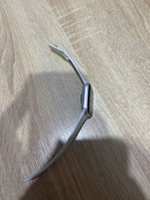 Продам эпл вотч 7 серия