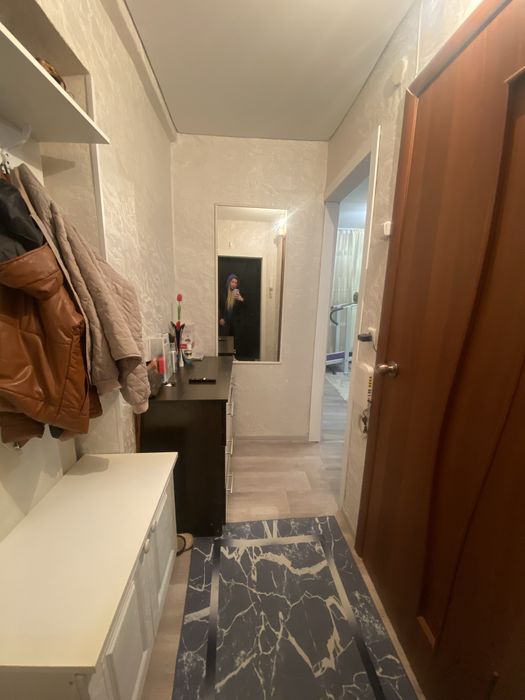 Продается 1 комнатная на КЖБИ