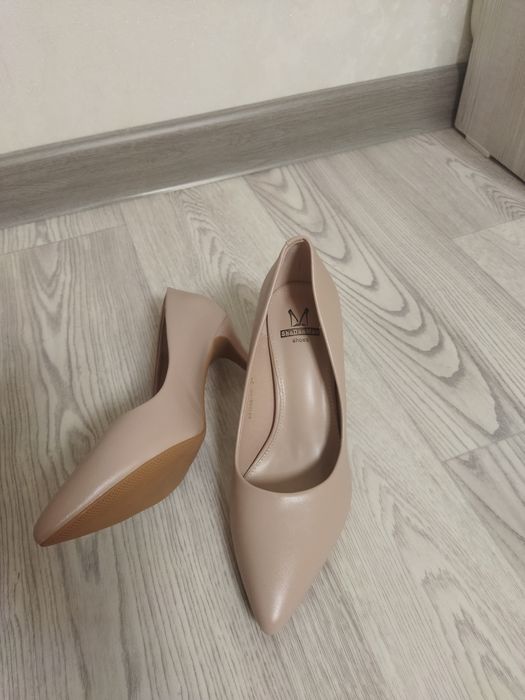 Продам  туфли  женские