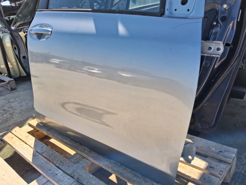 Врата Toyota Yaris 2008г.