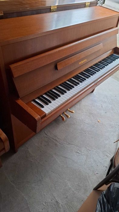 Акустично пиано Ямаха