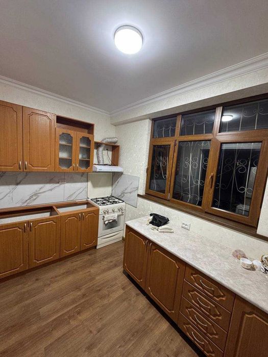 Продается Банковская Квартира 4/4/9, орентир Мирабад Авеню.