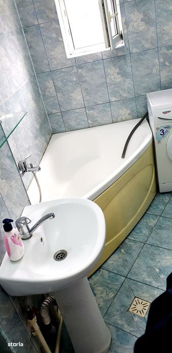 Vanzare apartament 2 camere, MICRO 20, zona DOI COCOSI