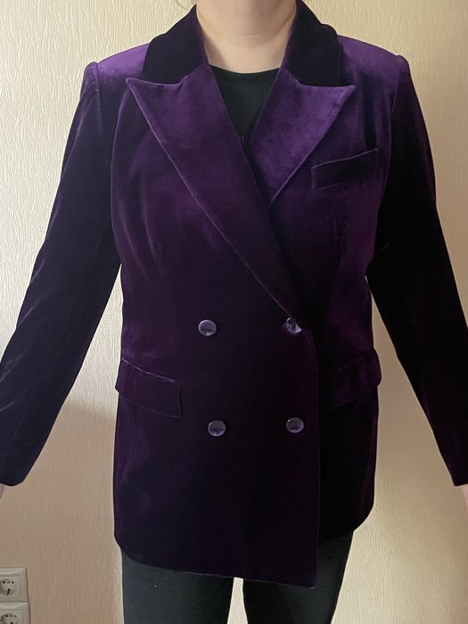 Продам новый пиджак велюровый