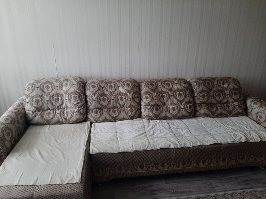 Продам диван в хорошем состоянии