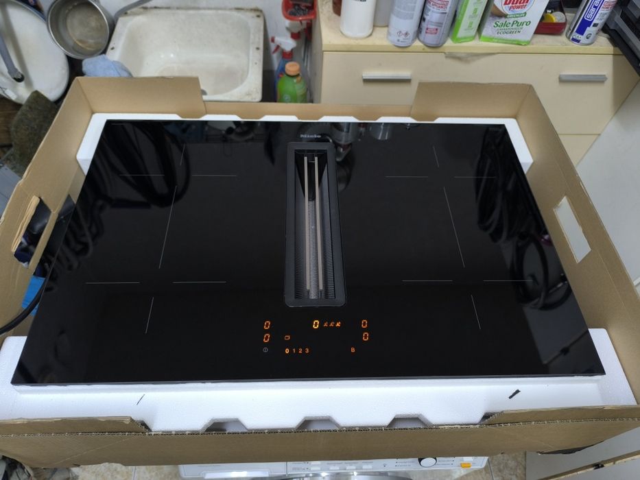 Индукционен плот Miele KMDA 7473 FL-U Silence