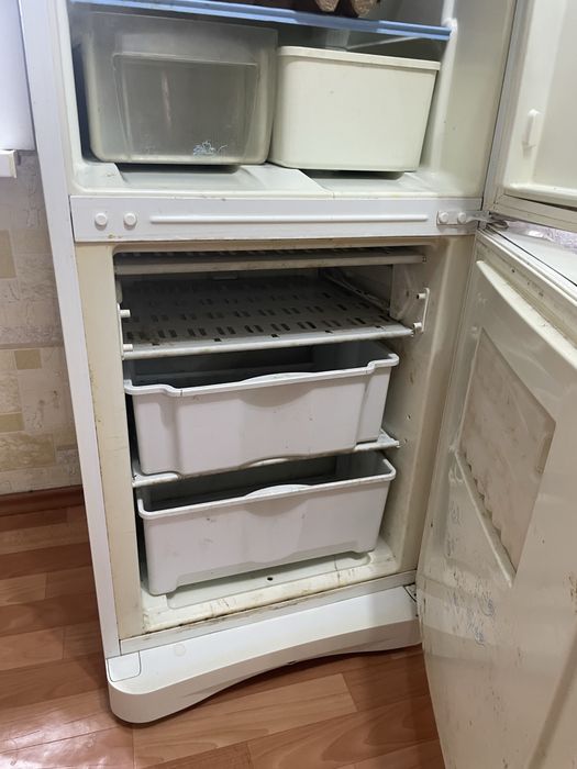 Продам холодильник б/у