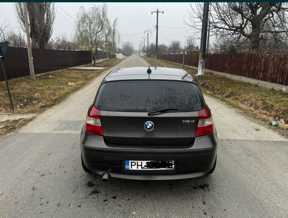 Dezmembrez E87 de 122 si 163 cp