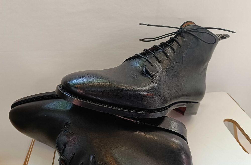 Ghete lace up de lux 43 44 43 R. M. Williams NOI lucrate manual piele