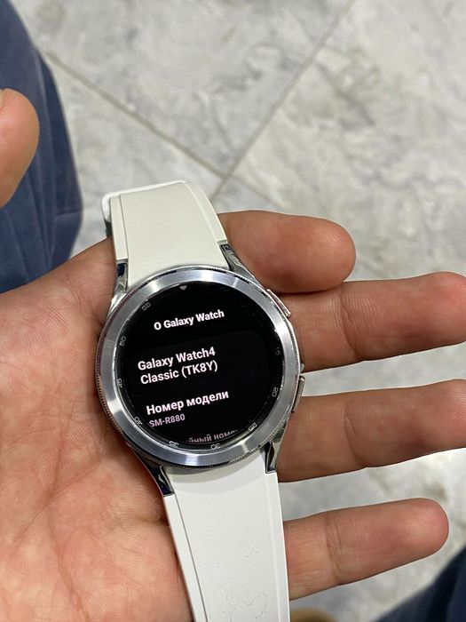 Bugungi E'lonimizda Galaxy Watch 4 classic 42 mm