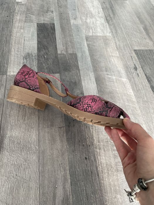 Sandale Asos marimea 38