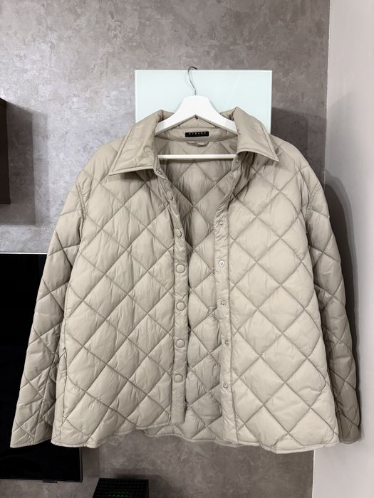 Geaca dama bej Sisley marimea XL(42-44)