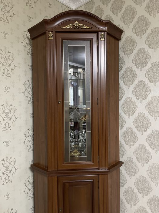 Сервант гостиной