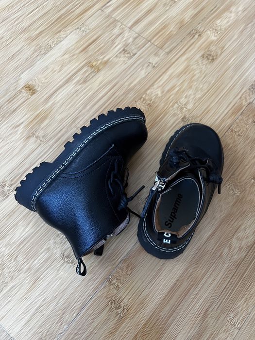 Ботинки для девочки 24 р