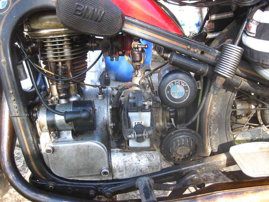 продавам ретро мотоциклет BMW R35