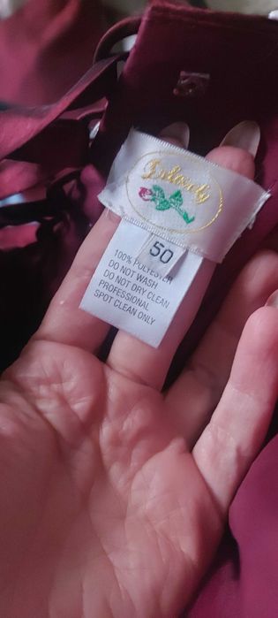 Rochie de mireasă vișinie