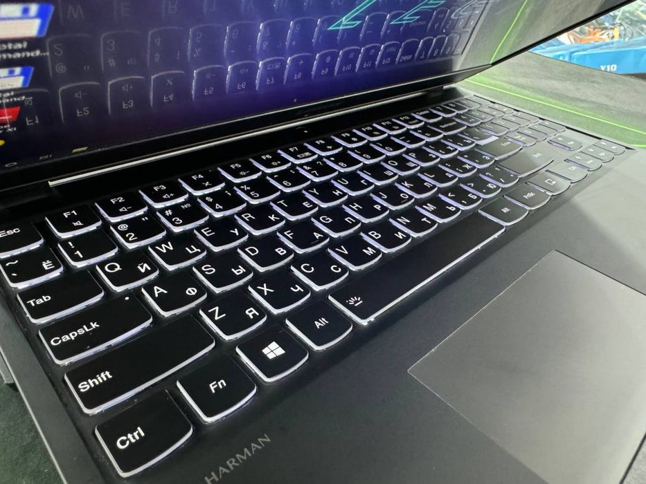 lenovo legion Core i5-8gen 16/512GB