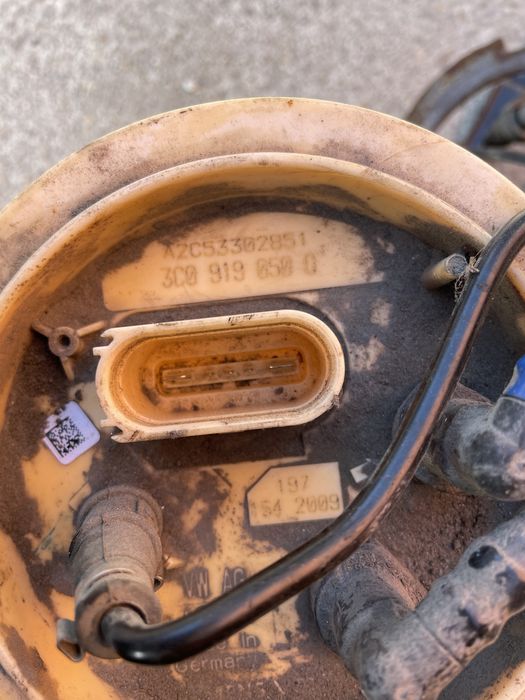 Pompa motorina rezervor Passat CC b6 b7 cod CFF CBB euro 5 2.0 diesel