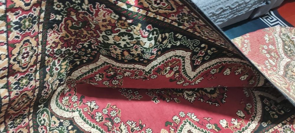 Продам Ковер 260-180.